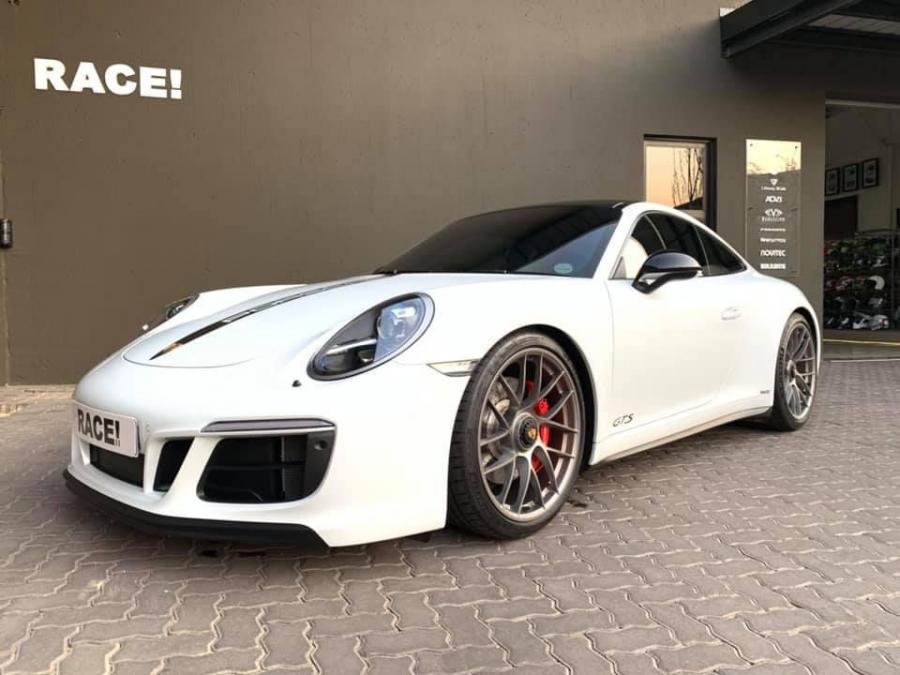  Porsche 911 Carrera GTS by RACE! 2019 года  (фото 1 из 7)